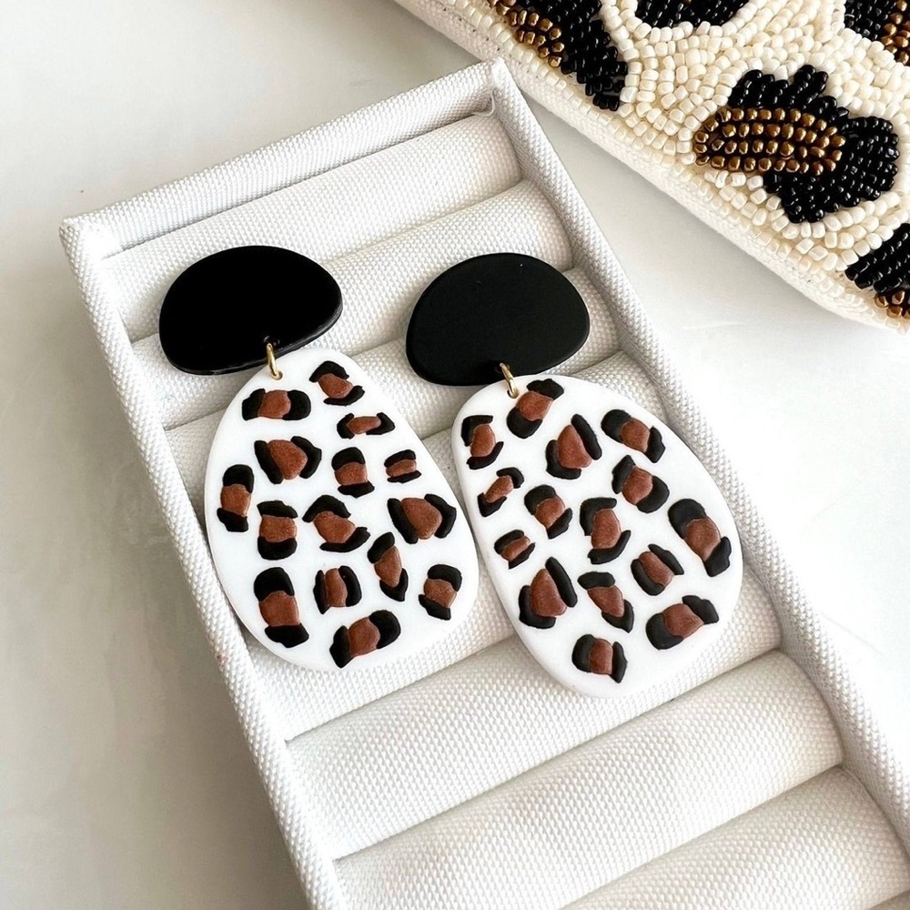 Kinsley Armelle Earrings